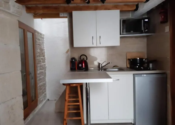 Garden Annexe 2